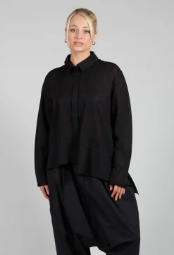 Front Crop Shirt in Black