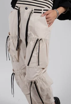 Fukkura Poplin Pants with Tie-Strings in Beige