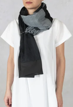 Gathered Scarf in Blue/Black