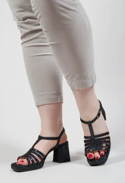 Genial Chunky Heel in Black
