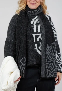 Geometric Knit Sweater in Grey
