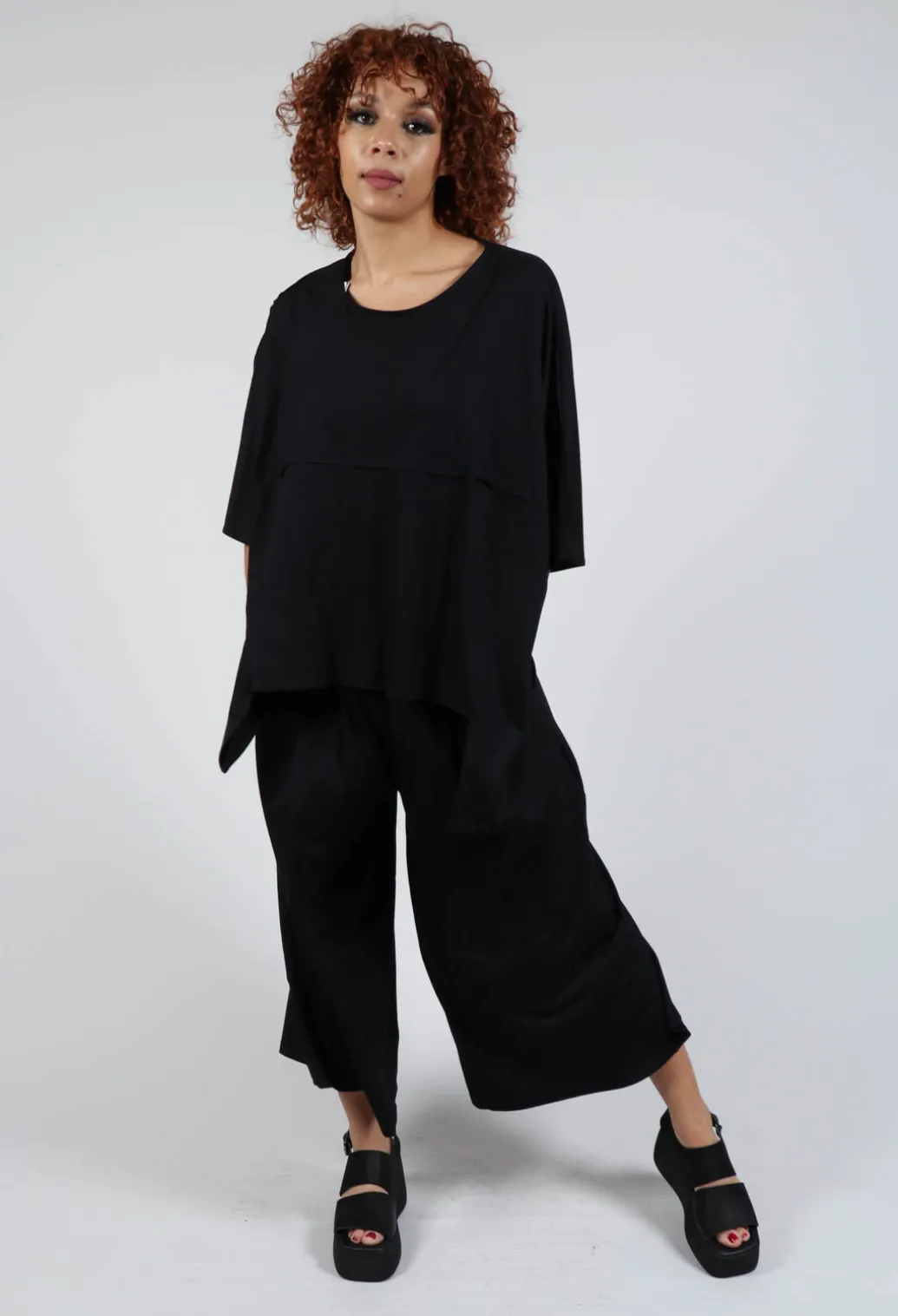 Geometric Top in Black