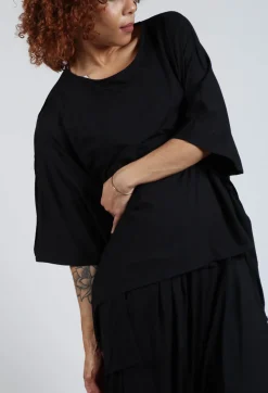 Geometric Top in Black