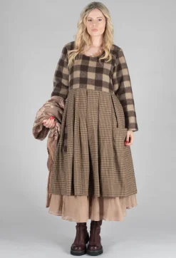Geranium Dress in Laineu Carlaine