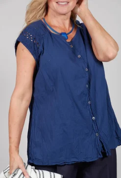 Geraniund Blouse in Lazuli Blue