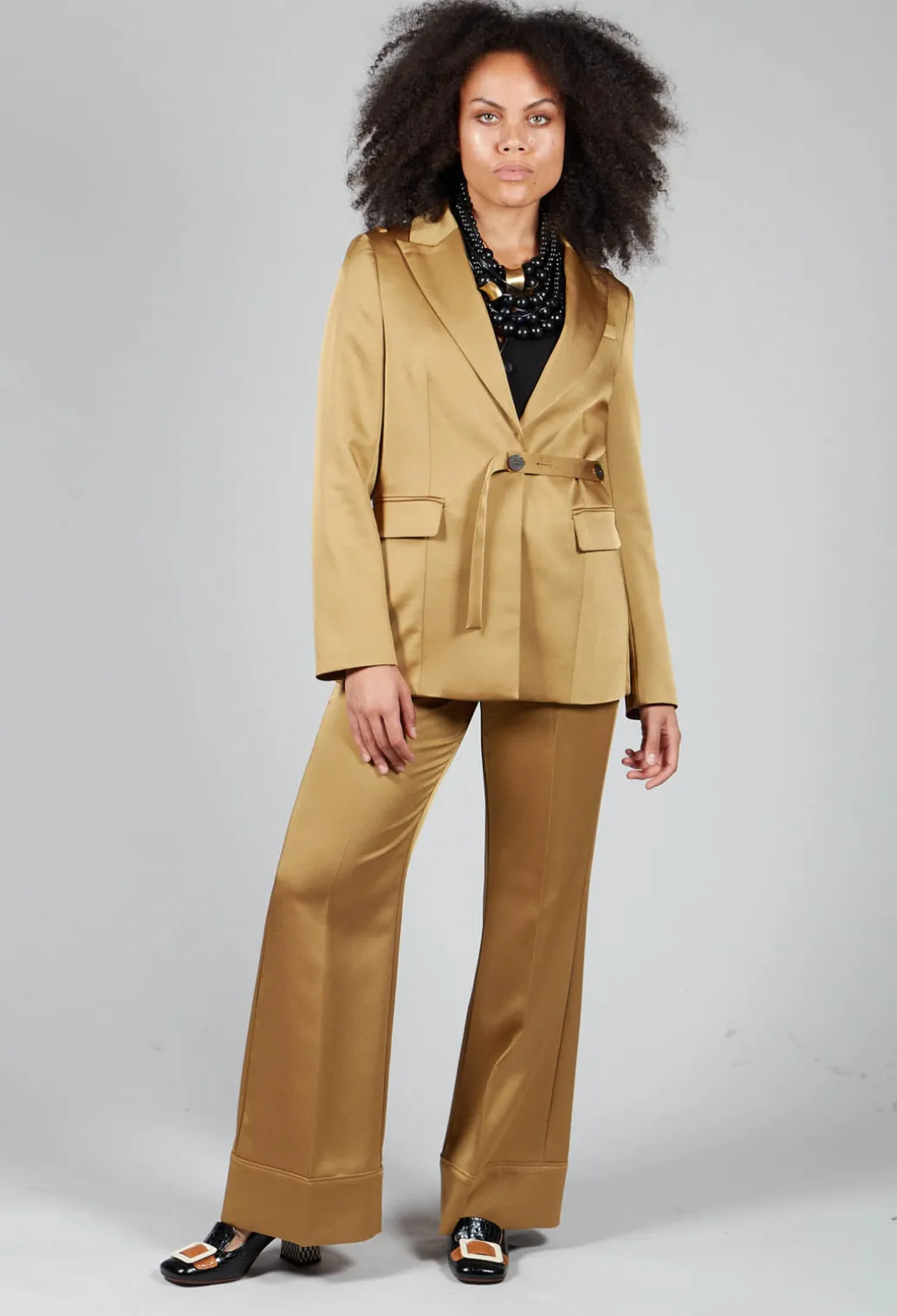 Gloss Satin Blazer in Tobacco