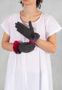 Gloves in Dark Grey/Fuchsia