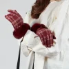 Gloves in Wine/Pin