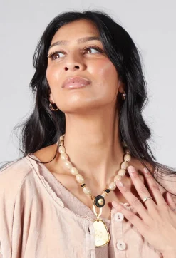 Gold Pendant Necklace in Metallic Cream