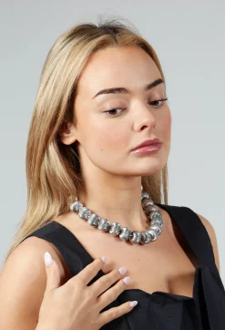 Greta Choker in Silver