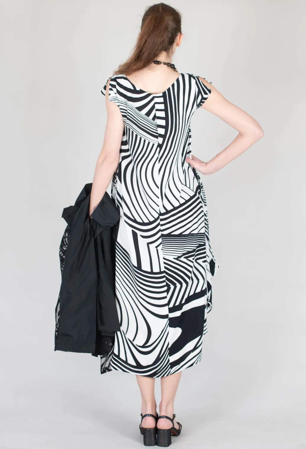 GRKO1 Dress in White with Black