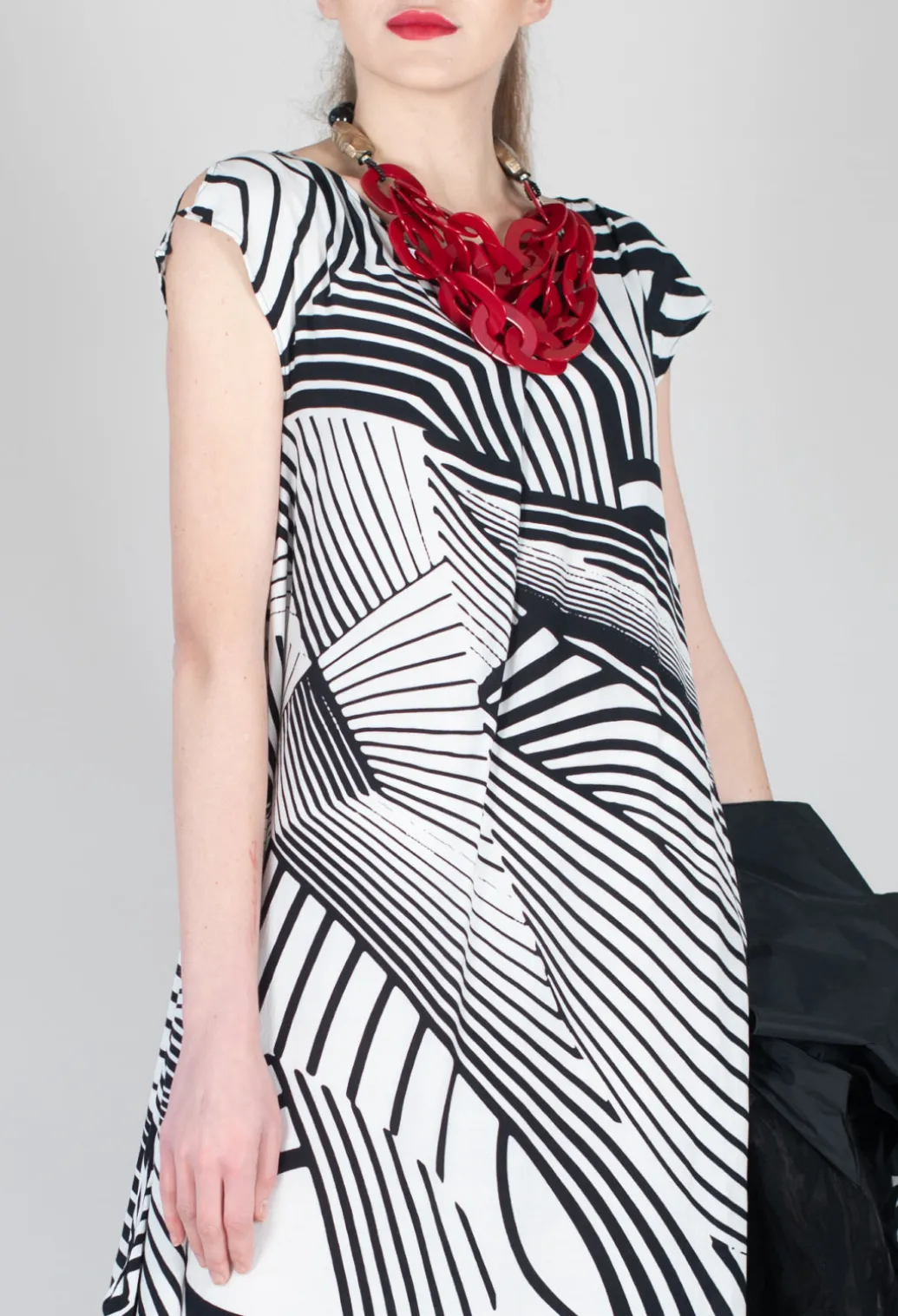 GRKO1 Dress in White with Black