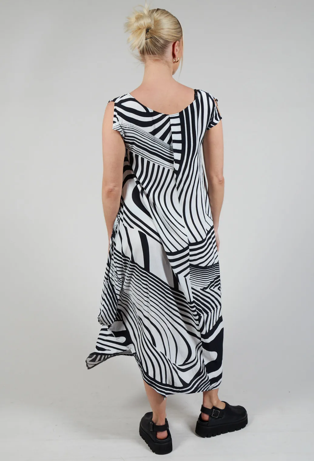 GRKO1 Dress in White with Black