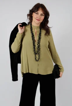 Hacking Blouse in Green