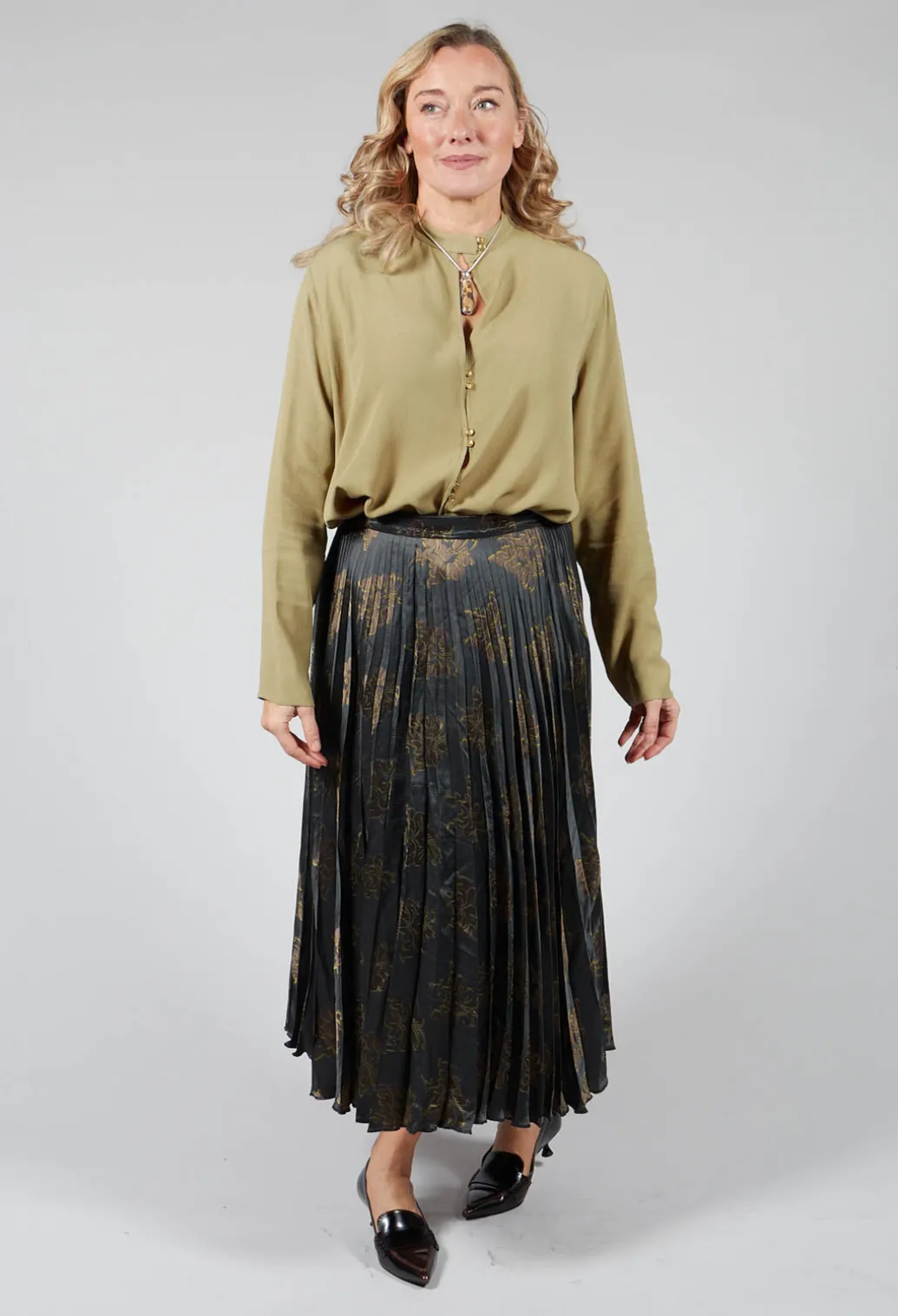 Hacking Blouse in Green