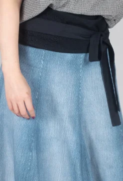 Helke Skirt in Denim