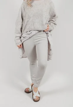 Hesidiot Trousers in Kiesel