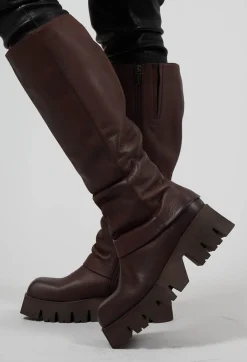 High Boots with Square Toe in Gasoline Chocolate