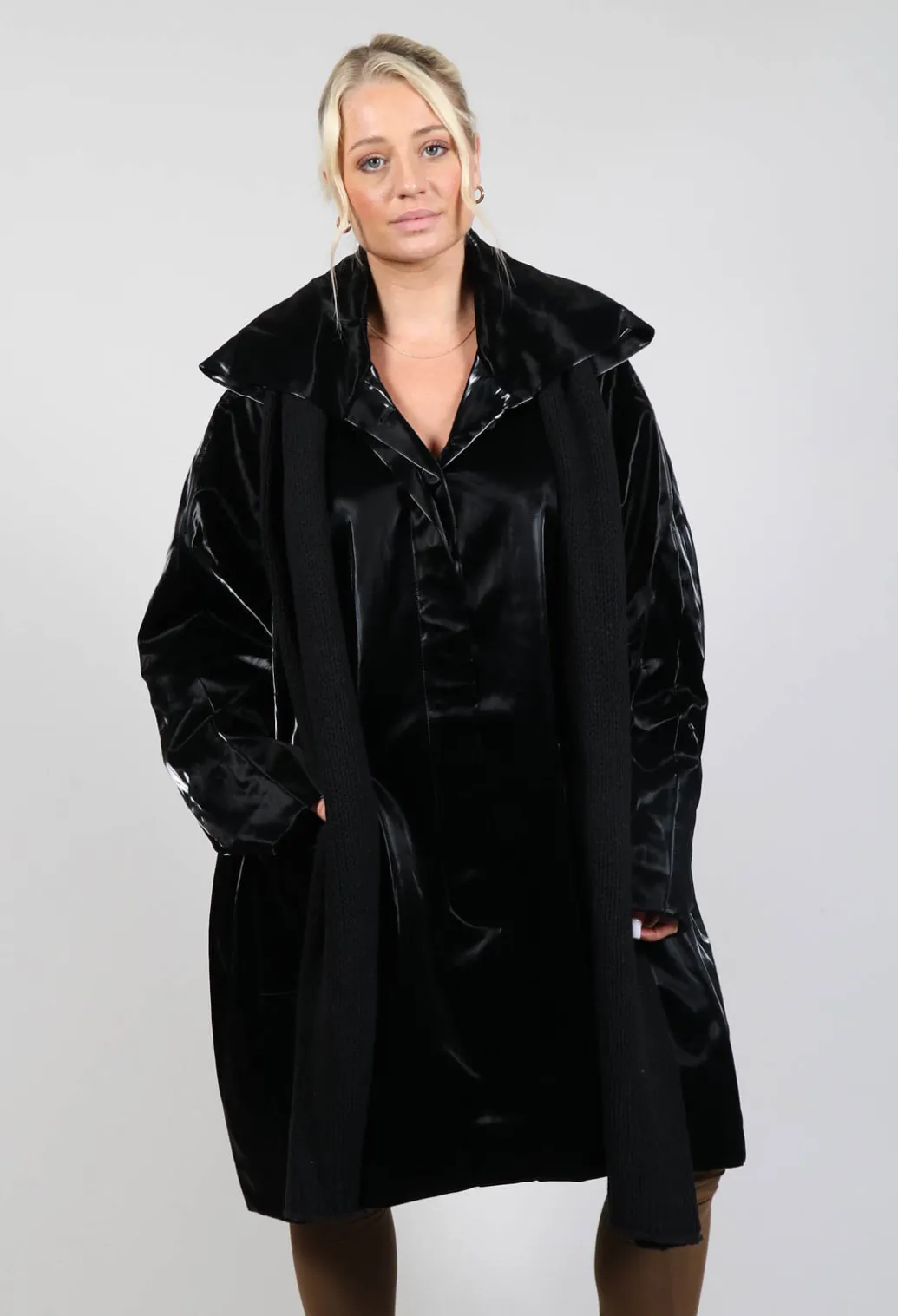 High Shine Coat with Scarf in Black