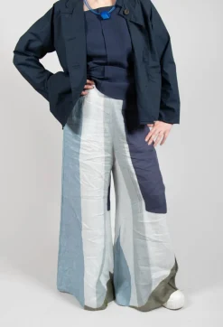 High-Waisted Maki Trousers in Blue