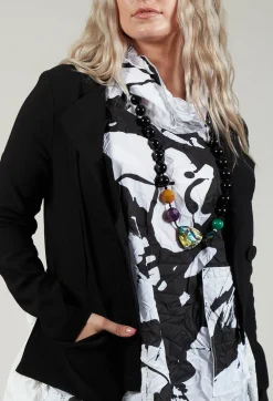Hiha Jacket in Black