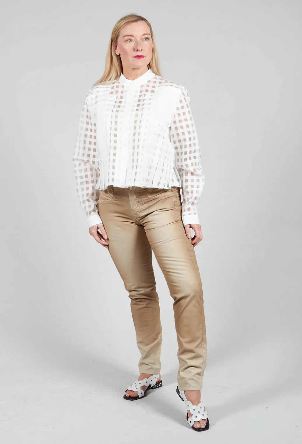 Inform Trousers in Washed Beige