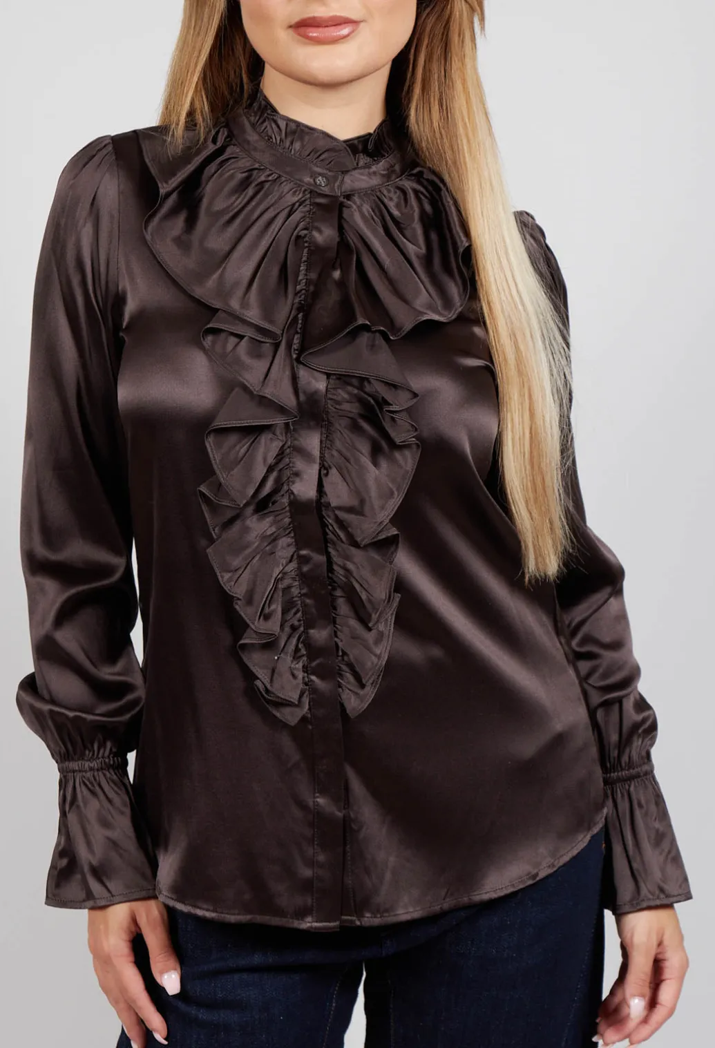 Ingeborg Shirt with Ruffles in Chocolate