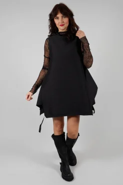 Isej Top in Black