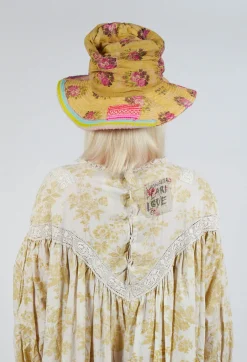 Jacquard Brunel Top Hat in Culture Club
