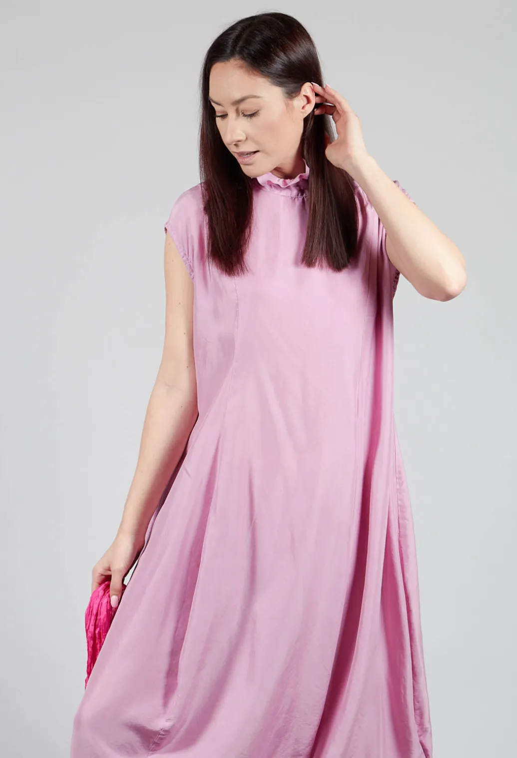 Jahrest Dress in Perlmutt