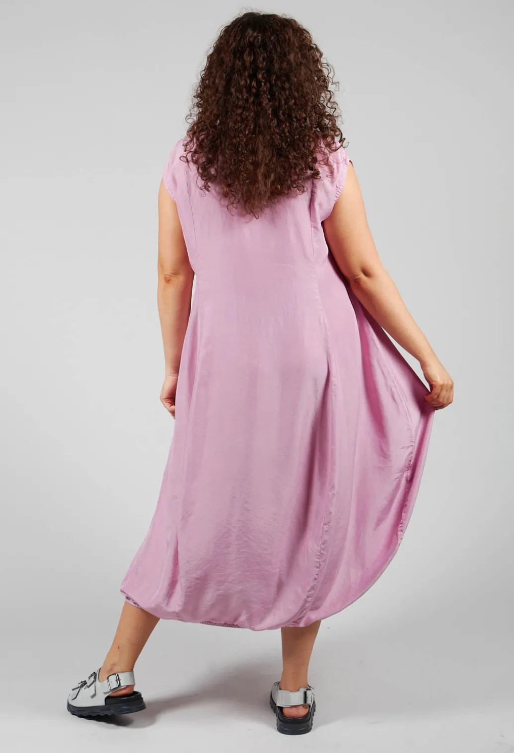 Jahrest Dress in Perlmutt
