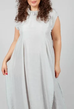 Jahrest Dress in Pilz