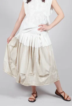 Jealousy Skirt in Beige