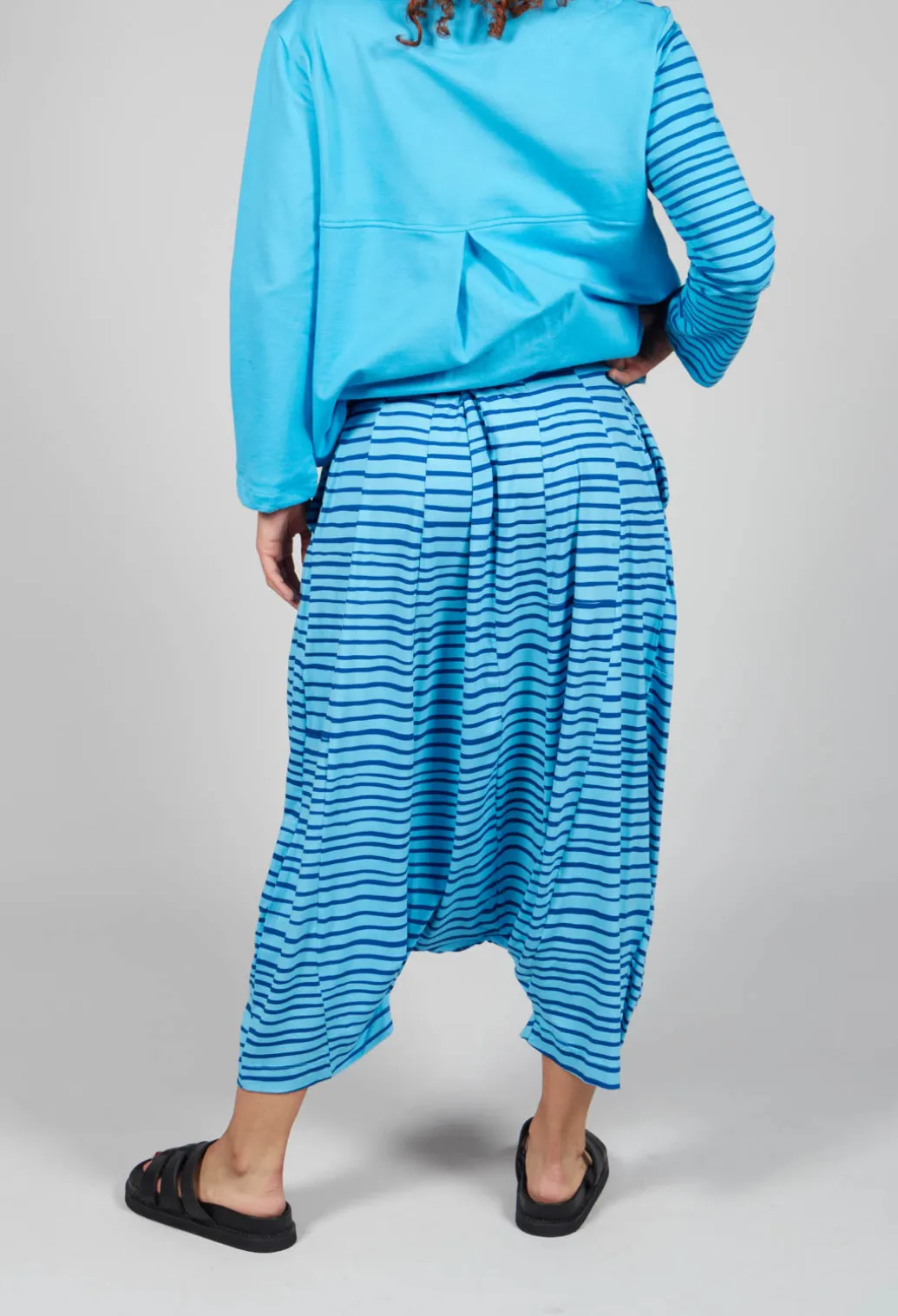 Jersey Drop-Crotch Trousers in Turquoise with Blue Lines
