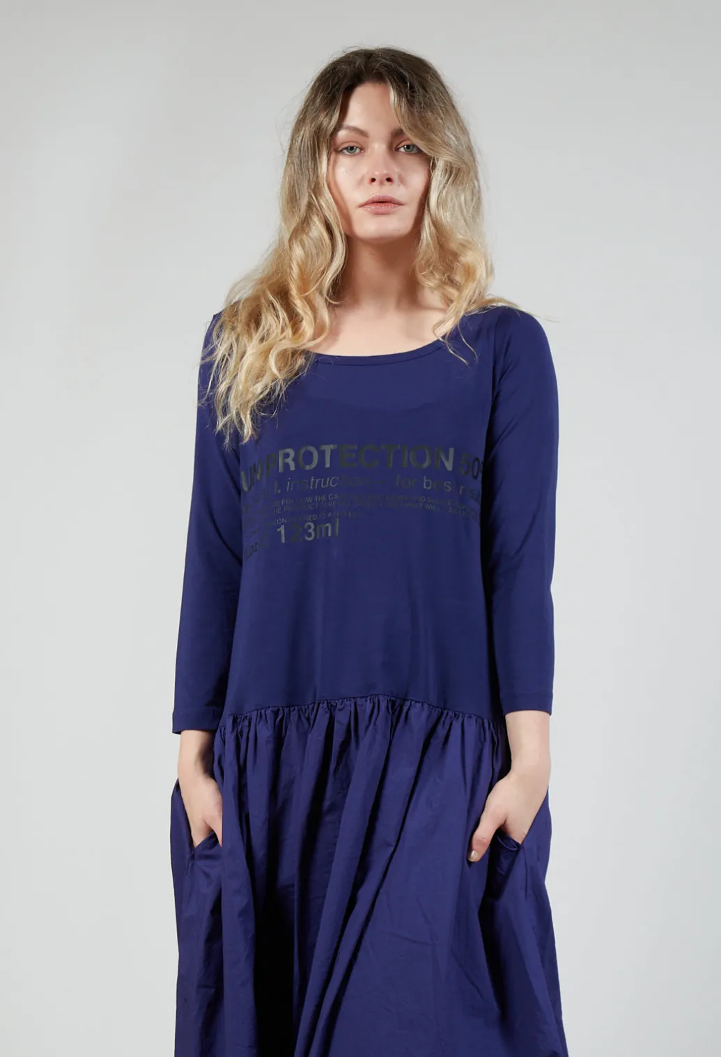 Jersey Top Dress with Lettering Motif in Azur Print