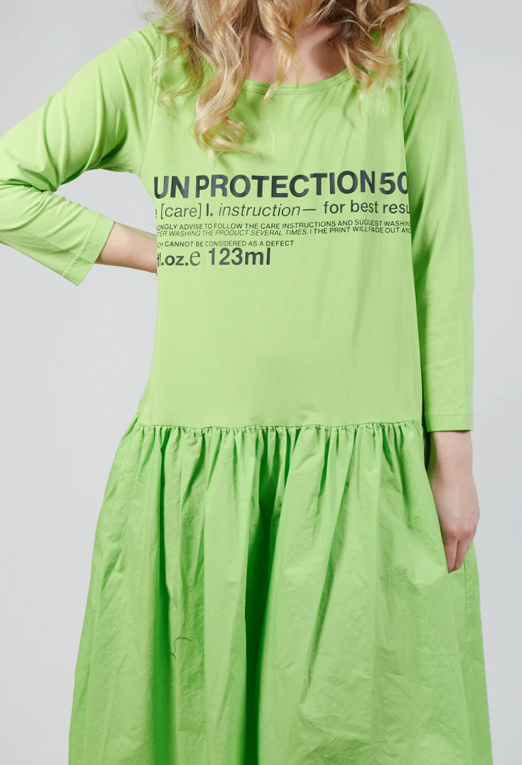 Jersey Top Dress with Lettering Motif in Lime Print