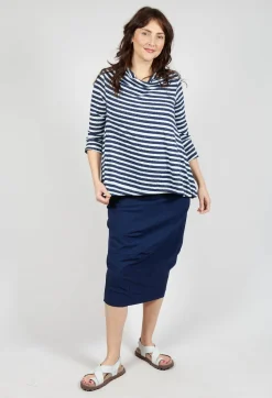Jersey Top with Drawstring Hem in Navy Print