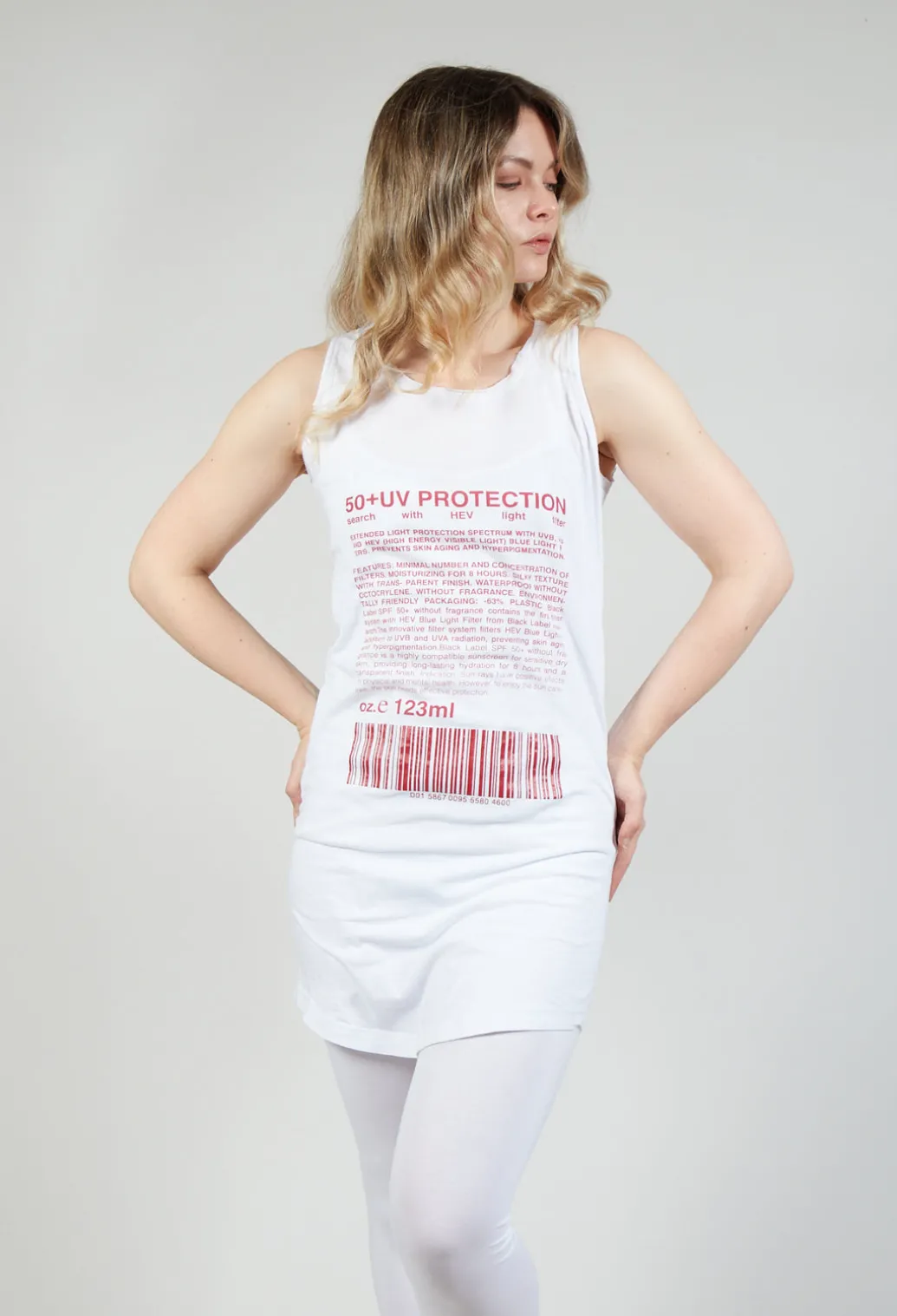 Jersey Vest Top with Motif in Chili Print