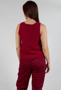 Junai Vest in Scarlet
