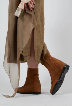 Kandy Wedge in Suede Spice