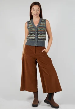 Kinross Waistcoat in Garnet