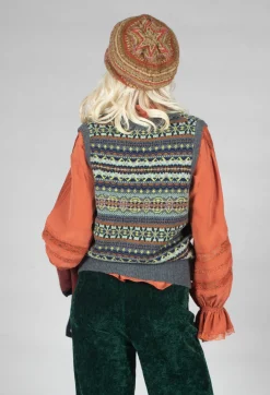 Kinross Waistcoat in Garnet