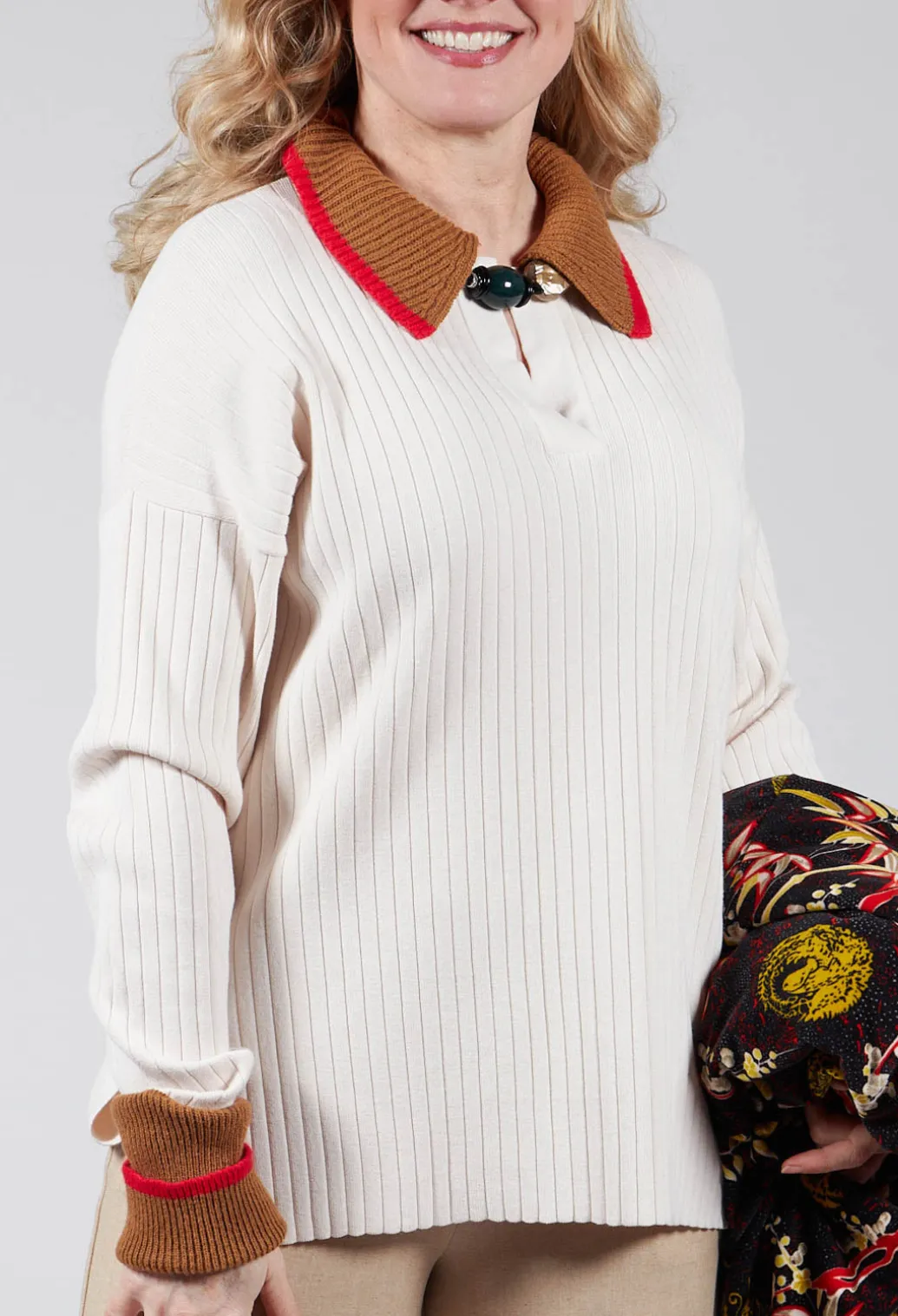 Knitted Collar V Neck Loose Fit Jumper in Biege
