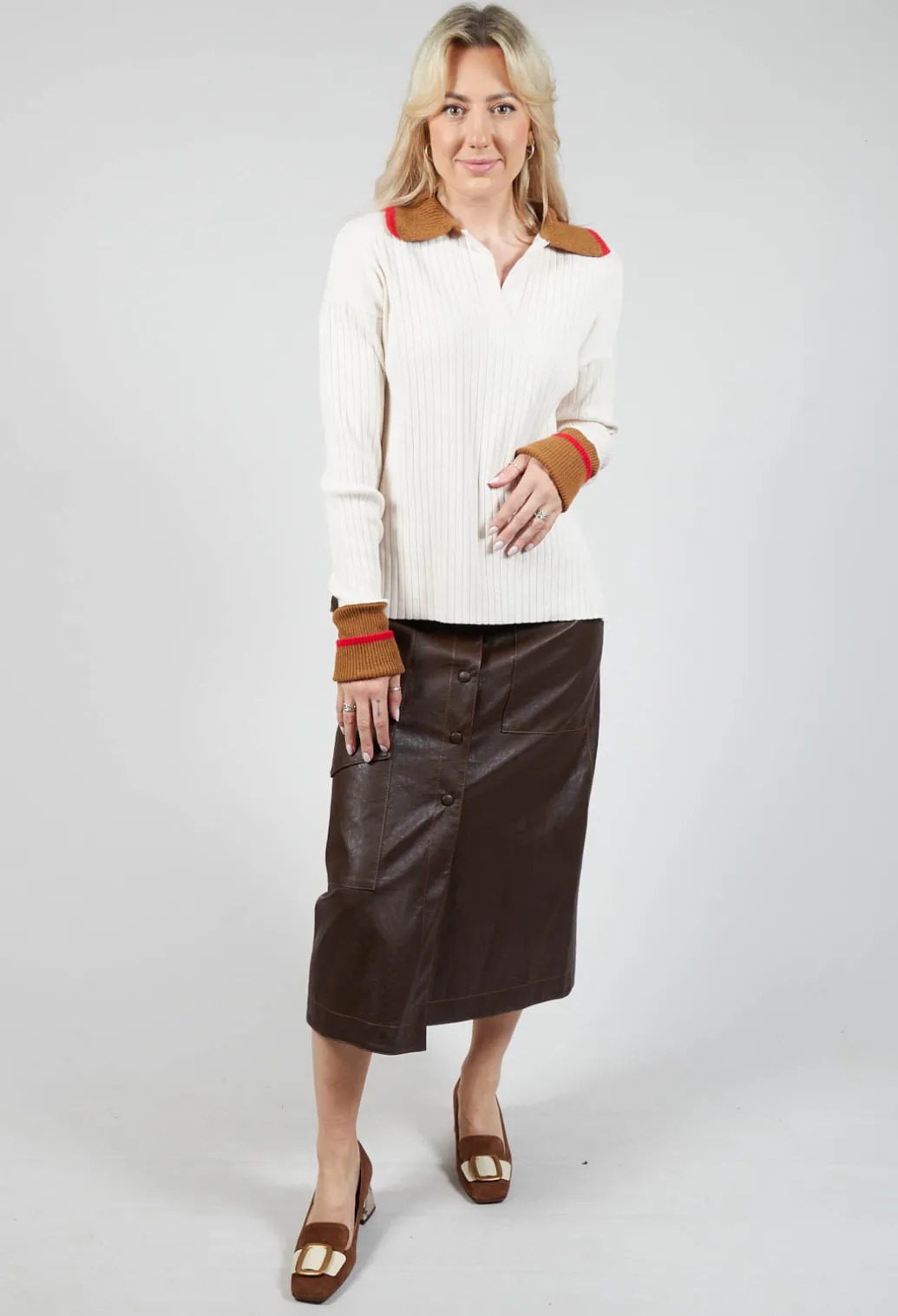 Knitted Collar V Neck Loose Fit Jumper in Biege