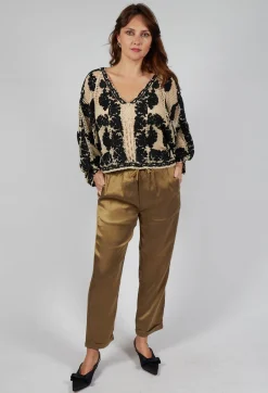 Knitted Dreami Jumper in Black