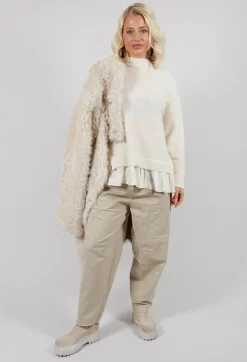 Knitted Jumper with Frill Hem in White Wool