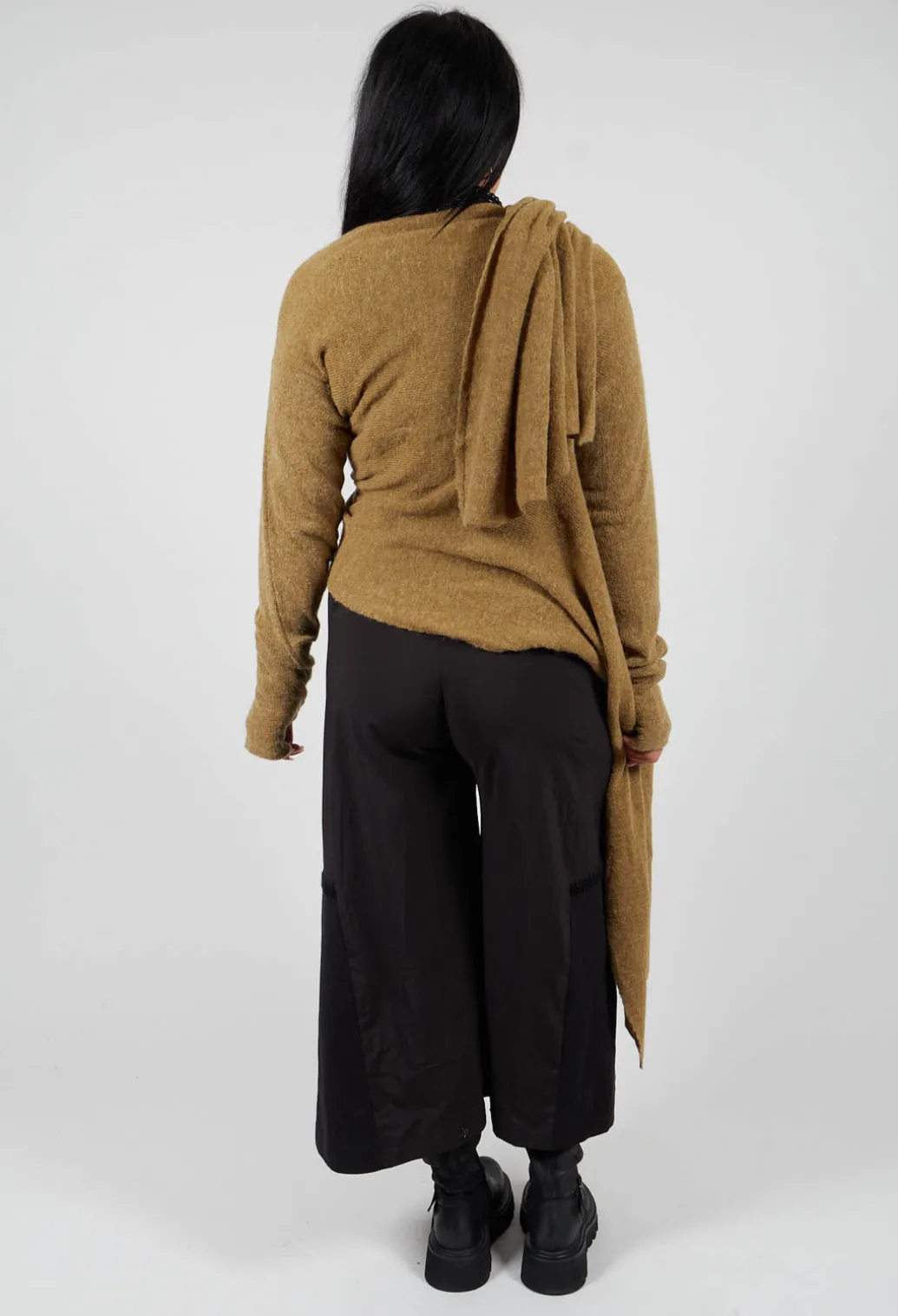 Knitted Nayavu Jumper in Bronze