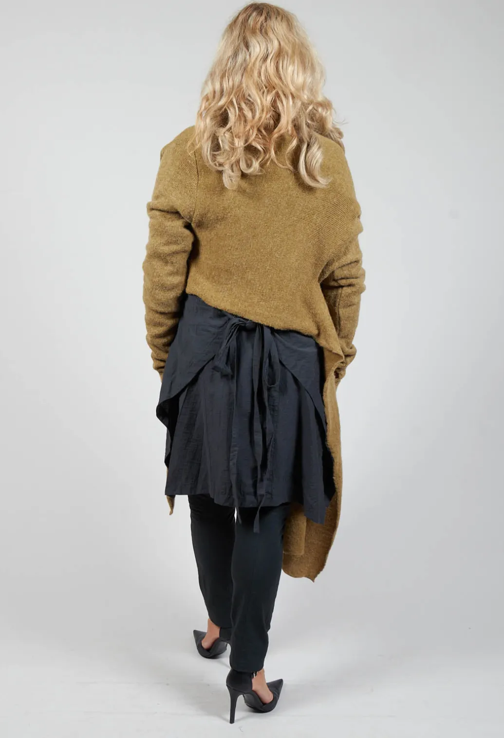 Knitted Nayavu Jumper in Bronze