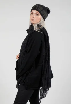 Knitted Scarf in Black