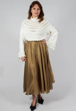 Knitted Snape Jumper in Ivory